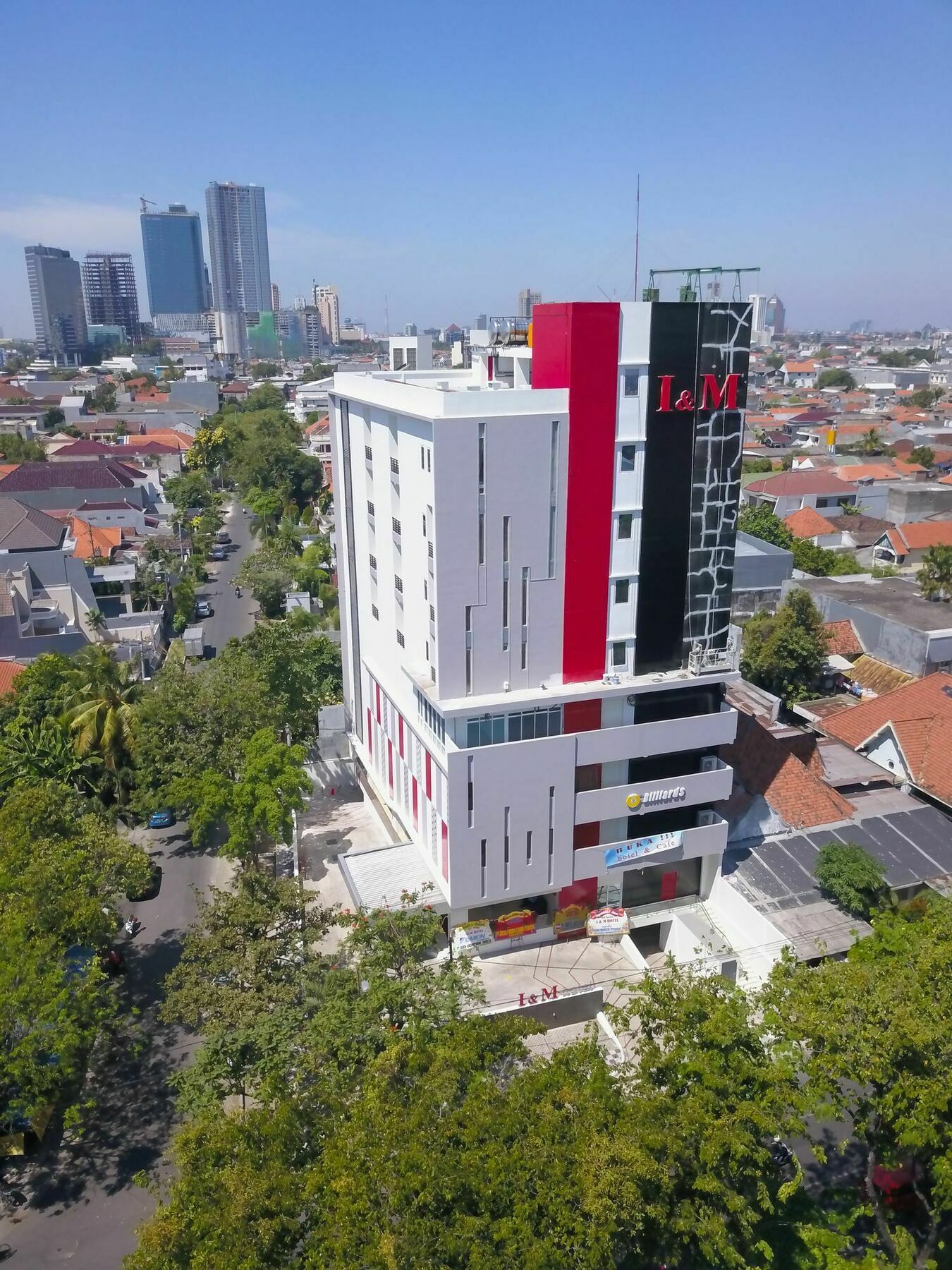 I&M Hotel Surabaya Exterior photo